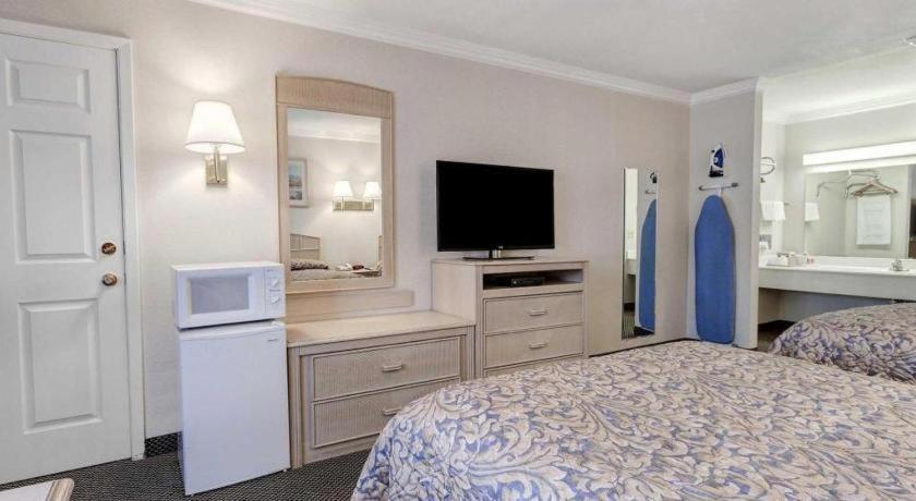 Econo Lodge Ван Хорн Екстериор снимка