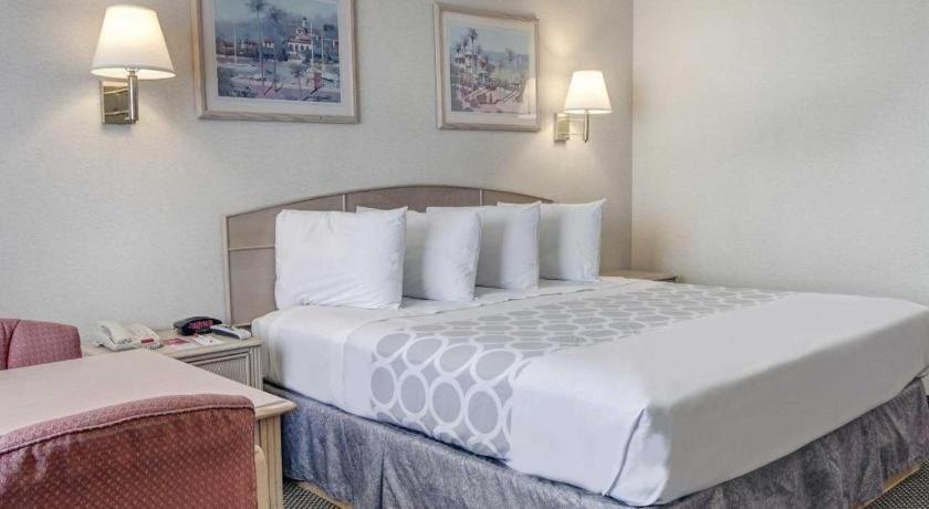 Econo Lodge Ван Хорн Екстериор снимка