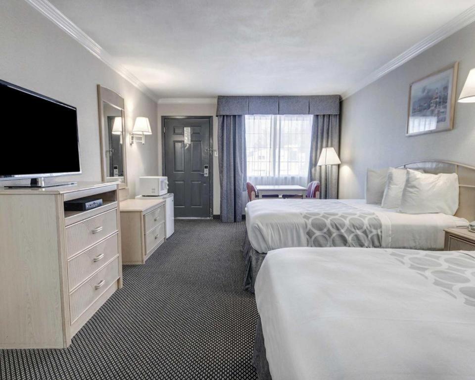 Econo Lodge Ван Хорн Екстериор снимка